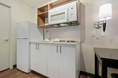 Extended Stay America Suites Seattle Redmond - 50