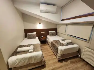 Comfort Suite Taksim - 9