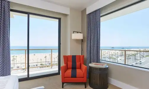 The Waterfront Beach Resort, A Hilton - 128