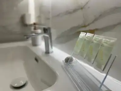 Arial Penthouse Suites - 275