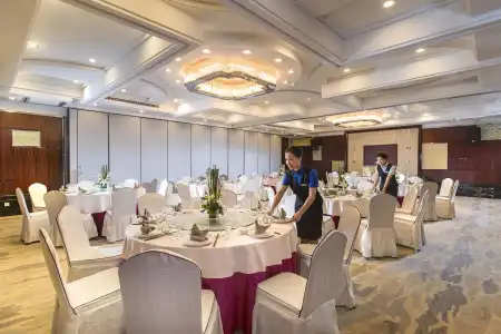 Huachen International - 24