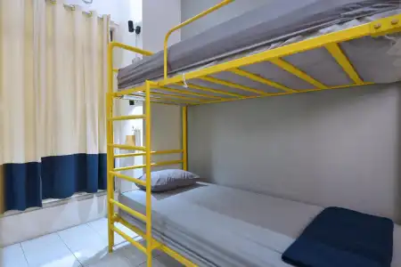Bunk Bed and Breakfast - 6
