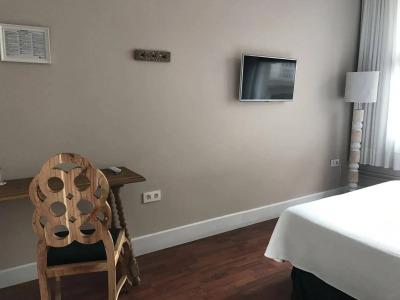 Hi Valencia Boutique - 4