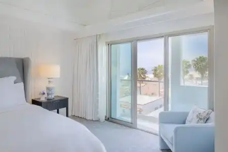 Regent Santa Monica Beach - 38