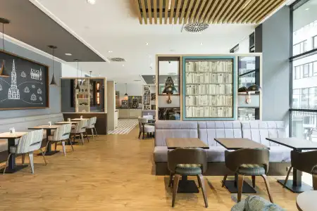 Premier Inn Freiburg City Süd - 26
