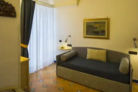 Bellevue Suite - 8