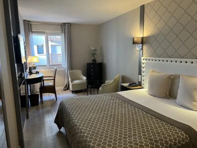 Le Trophée Boutique Hôtel Spa - La Loggia Appart'hôtel - 35