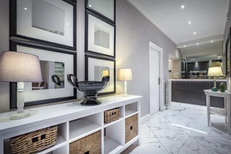 Ungherese Small Luxury - 2