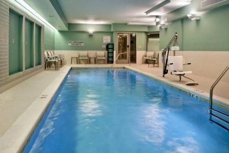 Courtyard by Marriott Washington, DC/Foggy Bottom - 16