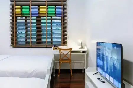 Diff Hostel - 115