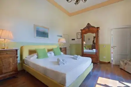 Ape Rosa Relais - 57