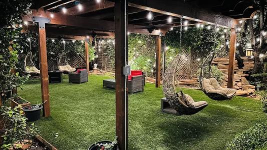 Lantern Light Inn - Romantic Getaway - 76