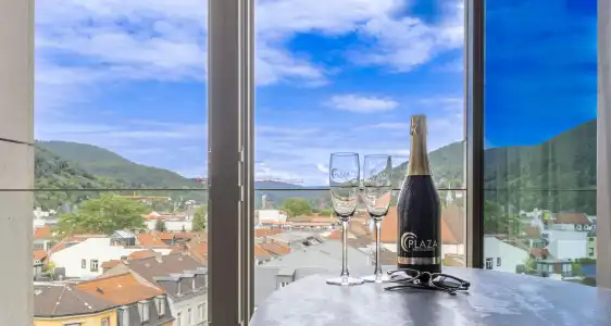 PLAZA Premium - 73