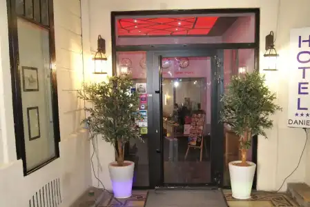 The Originals Boutique, Hôtel Danieli, Avignon - 0