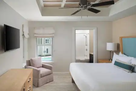 Waterline Villas & Marina, Autograph Collection - 97