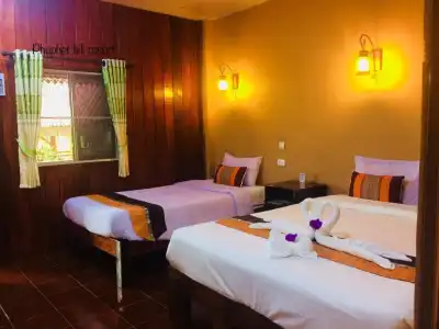 Phuphet Hill Resort - 9