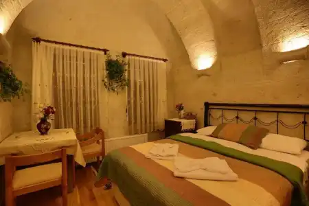 Safran Cave - 39
