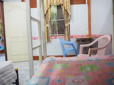 Three J Guesthouse - 9