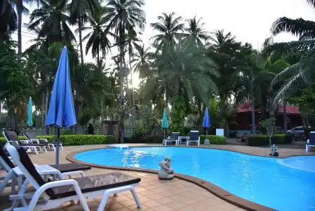 Bankrut Resort - 9
