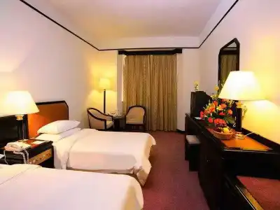 Zhujiang Overseas - 5