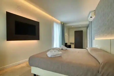 Palazzo del Garda (formerly Armony) - 4