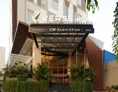 Verse Luxe Wahid Hasyim - 23