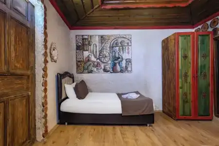 Kayatas Cave Suites - 62