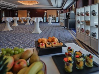 Steigenberger Graf Zeppelin - 38