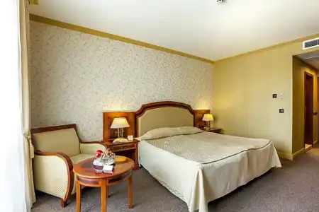 Romance & Family Suites - 24