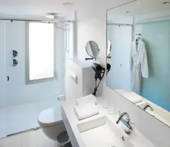 Catalonia Portal de l'Angel - 9
