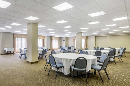 Best Western Naples Plaza - 17
