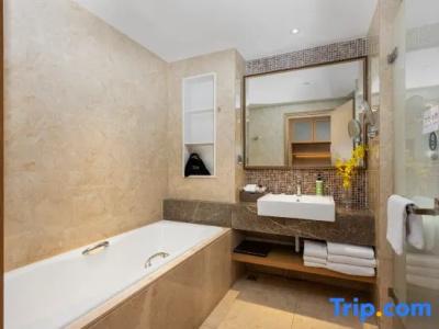 Howard Johnson Jinlin Plaza Lijiang - 25