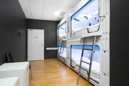 Galaxy Pod Hostel - 11