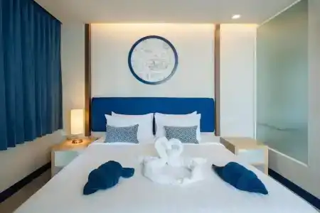 Phuket Boat Quay Panwa Beach - 71