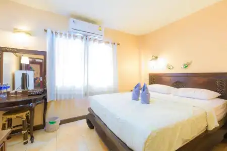 SK Boutique Maha Nakhon - 55