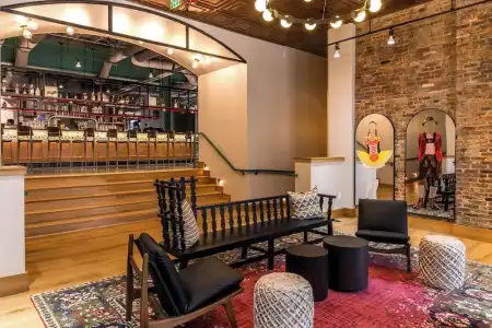 Moxy Cincinnati Downtown - 1