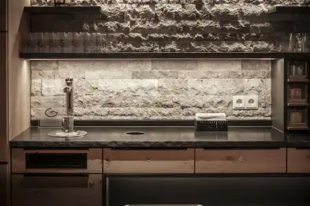 Adler - 11