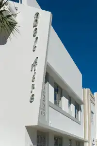 Kenmore Village, South Beach - 21