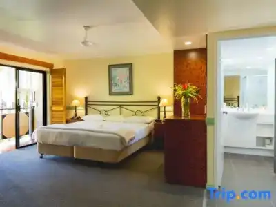 Palm Royale Cairns - 27