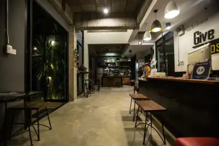 Give Me 5 Hostel - 19