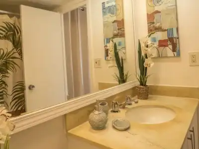 Tropical Studios at Marine Surf Waikiki - 8