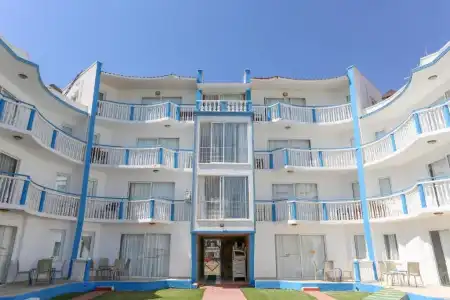 Sunset Village Apart - 30