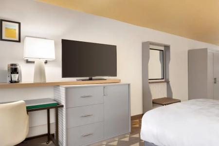 Holiday Inn Houston Intercontinental Airport by IHG - 53
