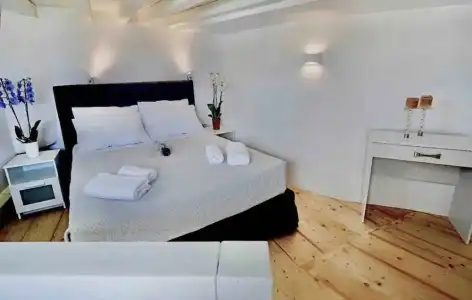 Crystal Suites - 54