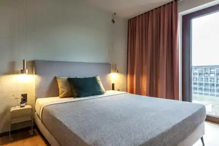 Moxy Berlin Airport - 43
