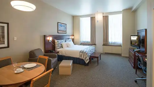 Le Square Phillips And Suites - 4