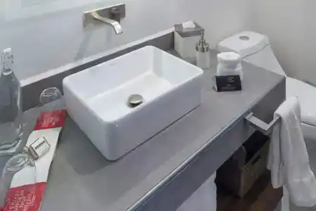 FlowSuites WTC - 11