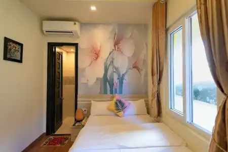 Flora Hue - 105