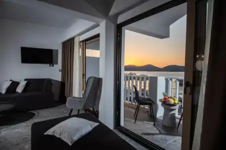 Kalypso Suites - 33