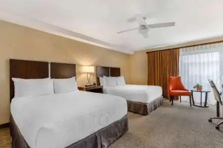 Best Western Plus Monterey Inn - 84